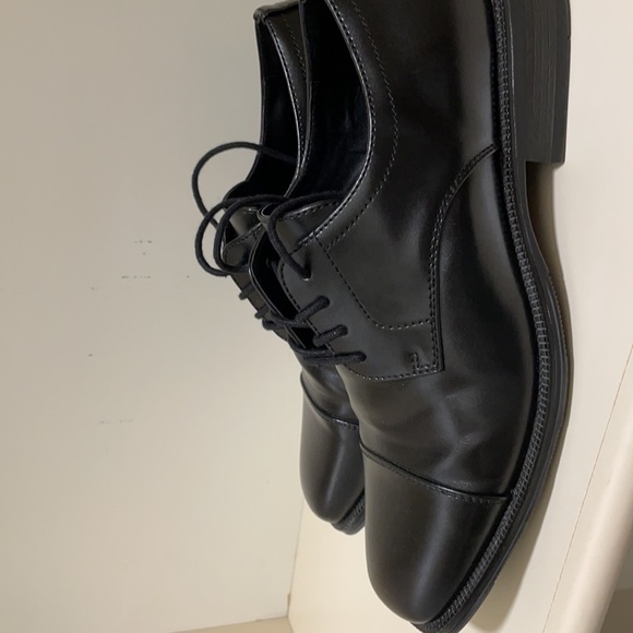ALFANI dress shoes - Picture 2 of 3